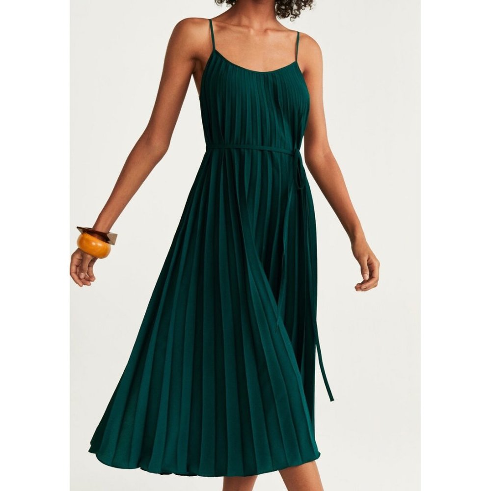 NWT Mango pleated midi dress in Size 2